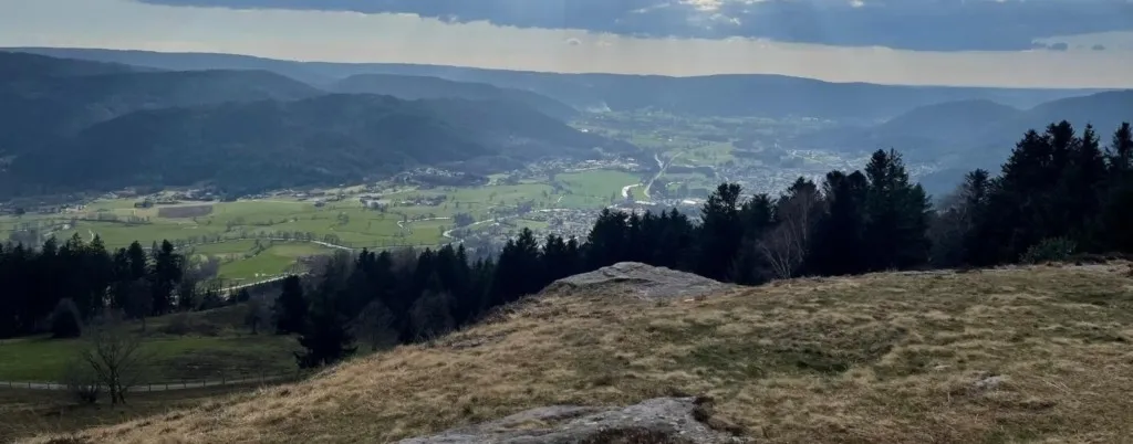 Lémont, le sapin géant, Chèvre Roche
